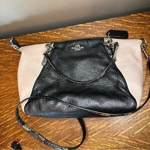 Coach Kelsey Black and Cream Women's Bag